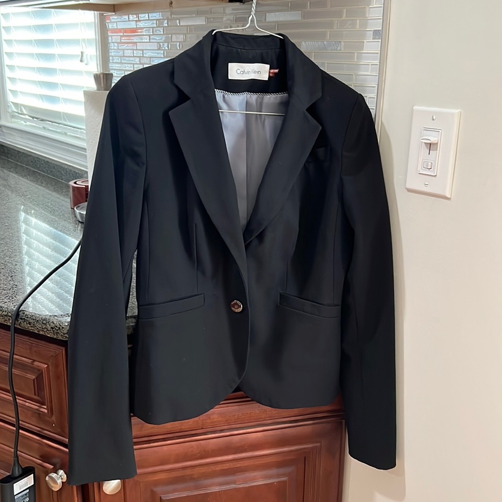 Size 0 Calvin Klein black blazer